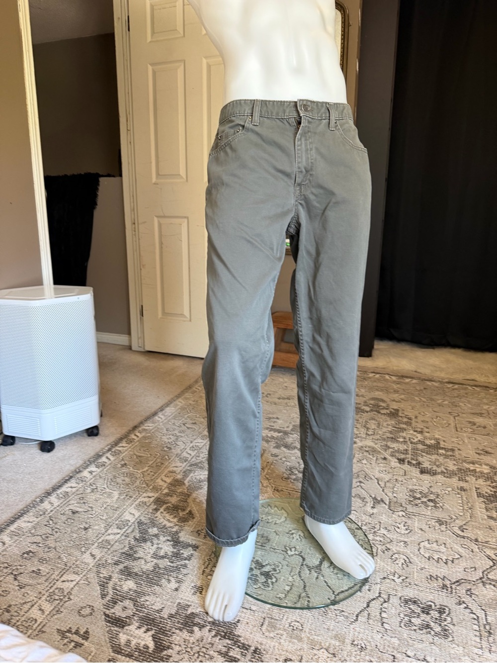Vtg Levi's Gray Baggy Straight-Leg Chino Pants